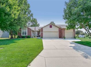 1835 E Quail Run, El Dorado, KS 67042