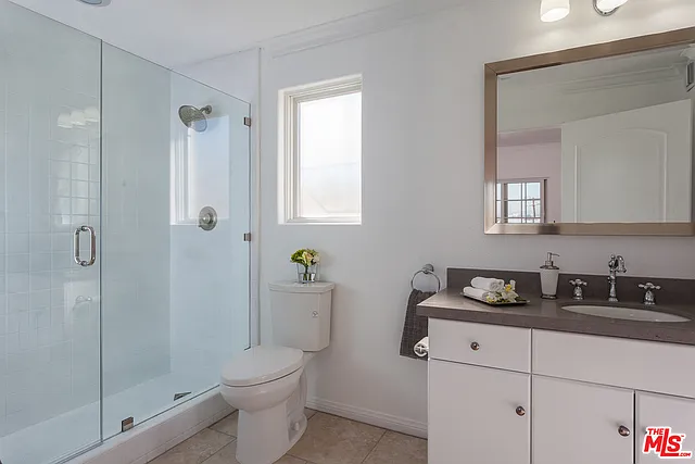 851 N San Vicente Blvd #308 — Photo 11