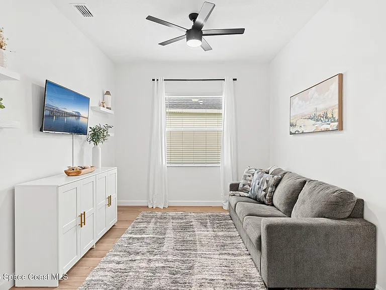 1029 Cavailian Pl NW — Photo 6