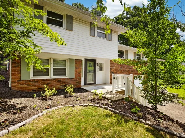 121 S Jamestown Rd, Coraopolis, PA 15108