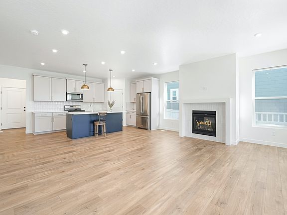 Kitchen/Living Room 1