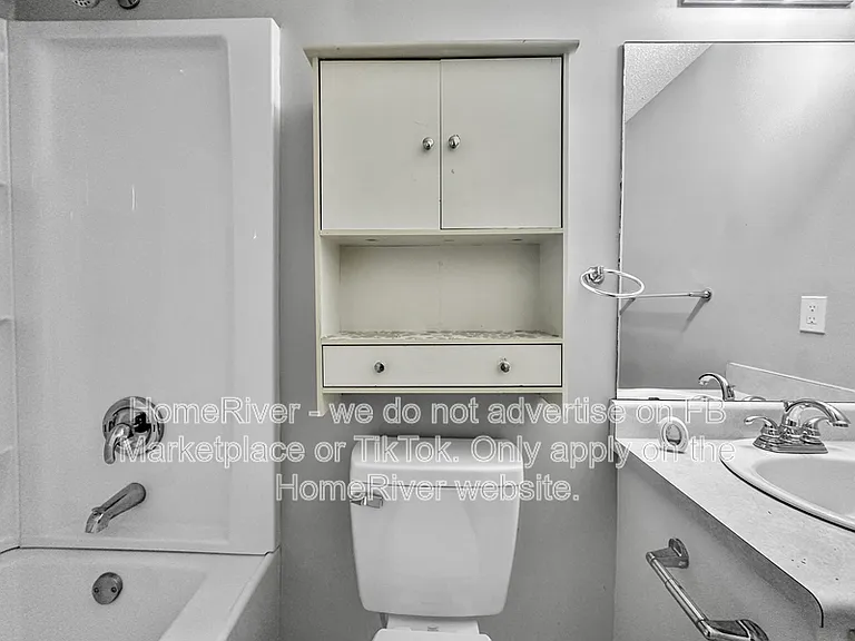 555 Browning Cir — Photo 18