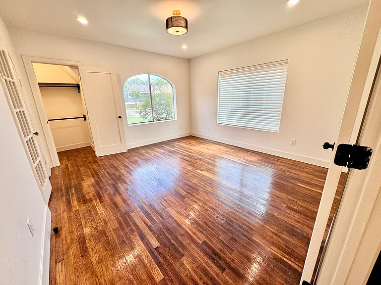 1020 E Terrell Ave — Photo 35