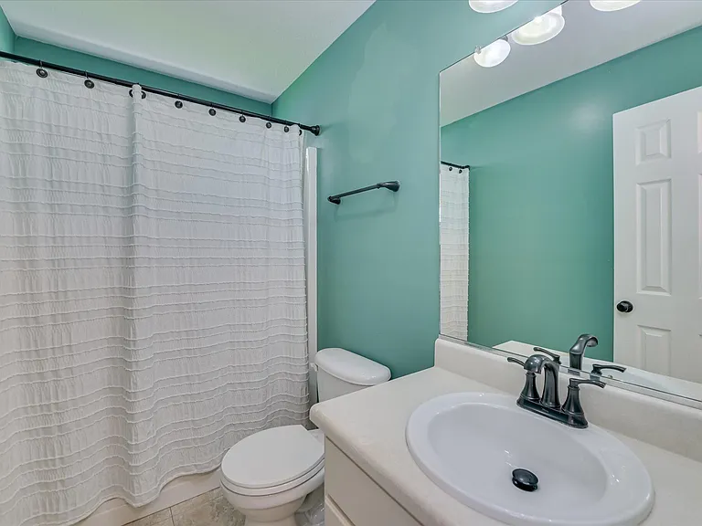 2037 Magnolia Pkwy — Photo 22