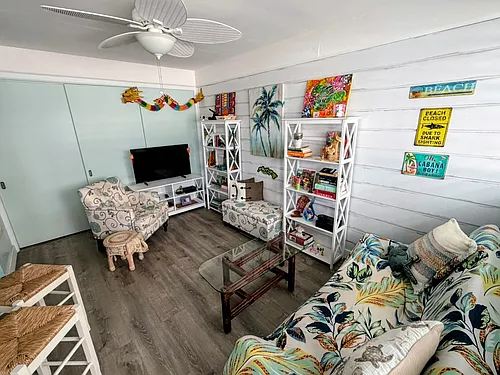 410 Nahua St Photo 1
