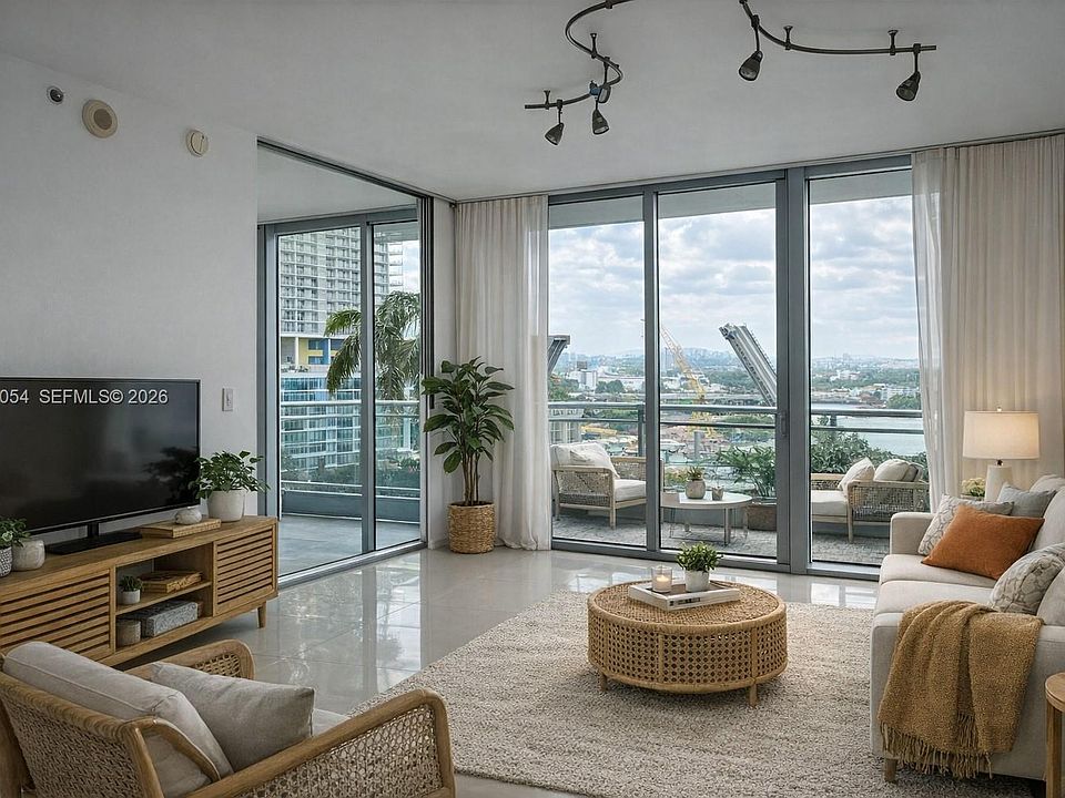 1st image of 92 SW 3rd St APT 1408