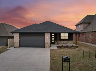 2036 Turtle Creek Way, Norman, OK 73071