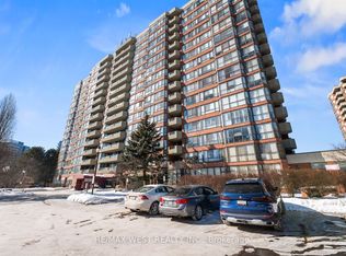100 Observatory Ln #502, Richmond Hill, ON L4C 1T4