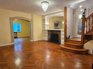 1042 W Lancaster Ave, Bryn Mawr, PA 19010