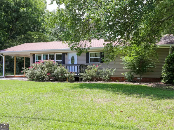 303 Vickery St, Hartwell, GA 30643