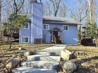 1646 Broken Bow, Harbor Springs, MI 49740