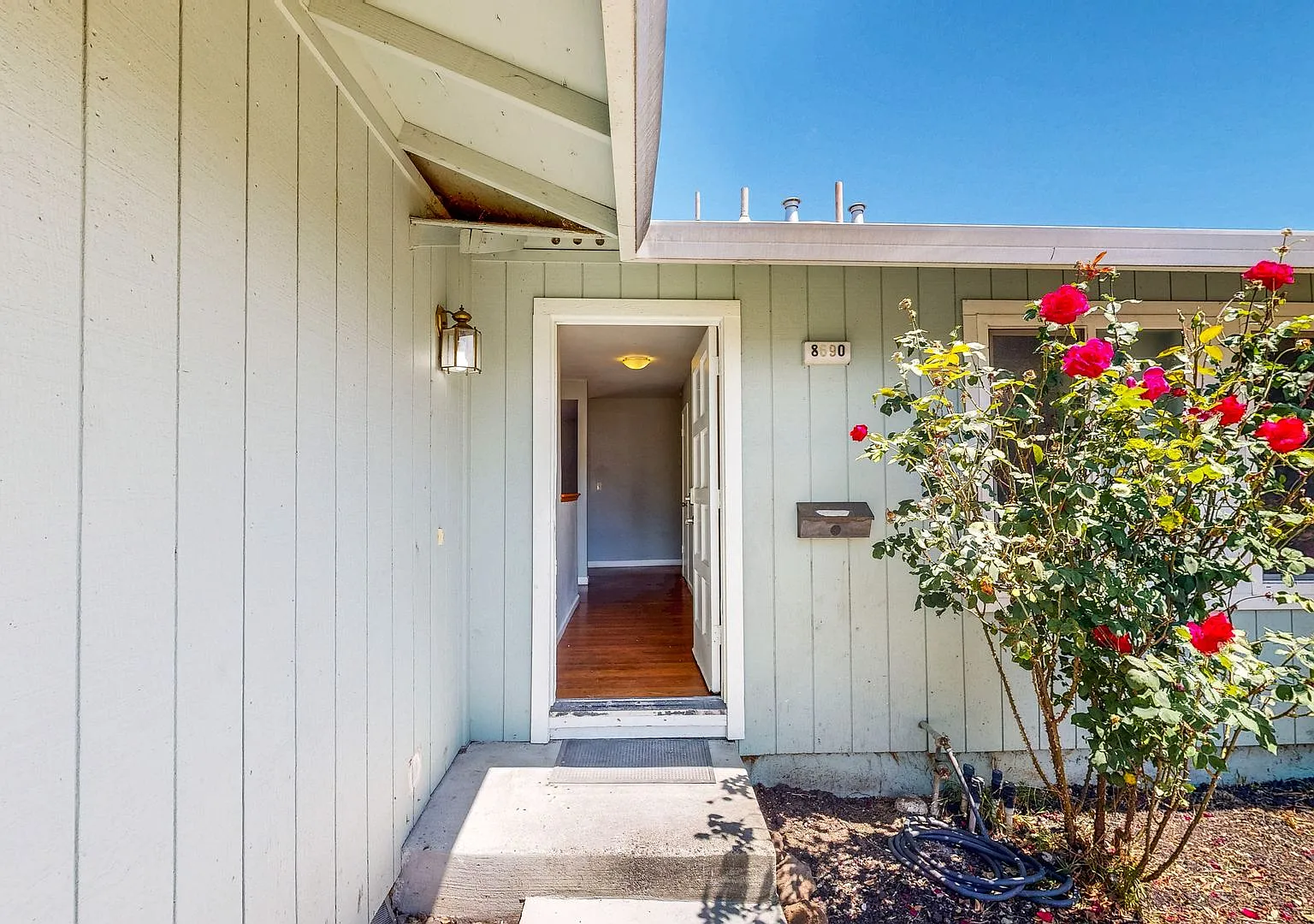 Charming 3 Bedroom and 2 Bathroom Single Family Home with Large Enclosed Backyard! — Photo 1