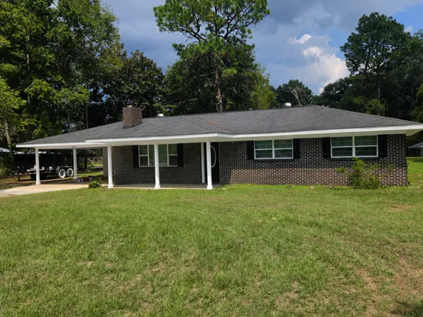 1220 Lanes Bridge Rd, Jesup, GA 31545