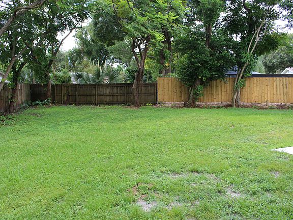 3rd image of 10521 Carrollview Dr