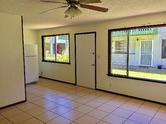 1st image of 485 Waianuenue Ave APT C117