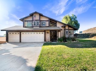 5947 Helmcrest Dr, Jurupa Valley, CA 92509