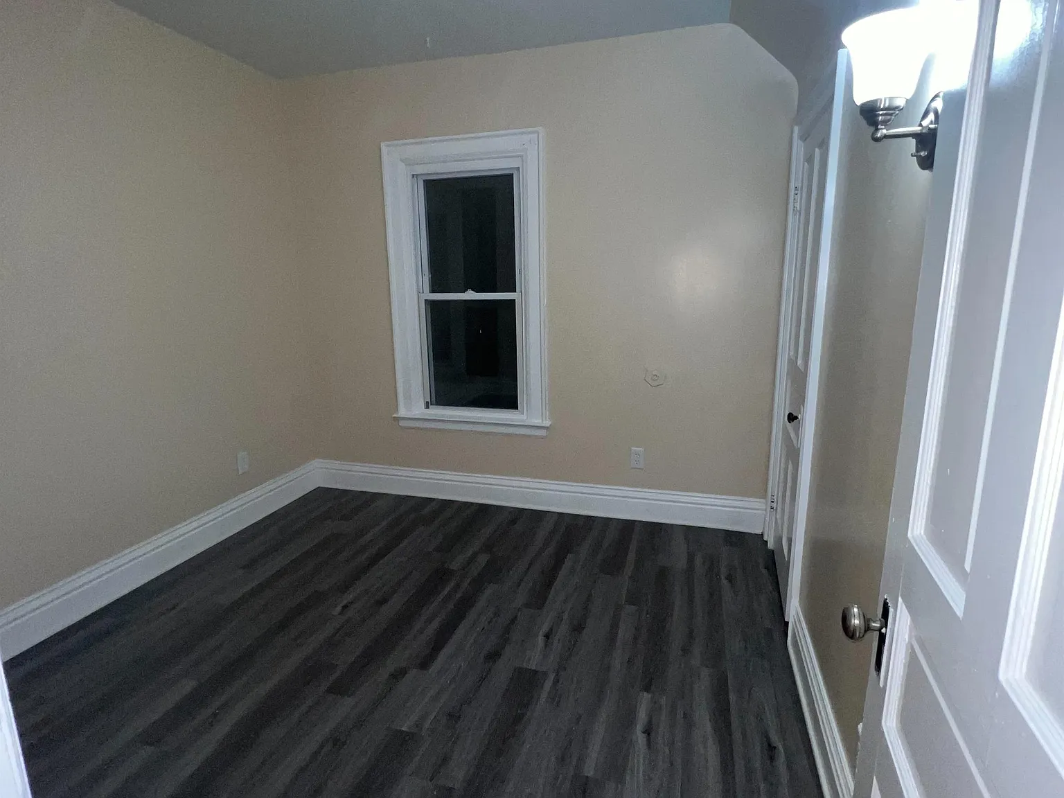 1115 Tonawanda Street - 1 — Photo 4