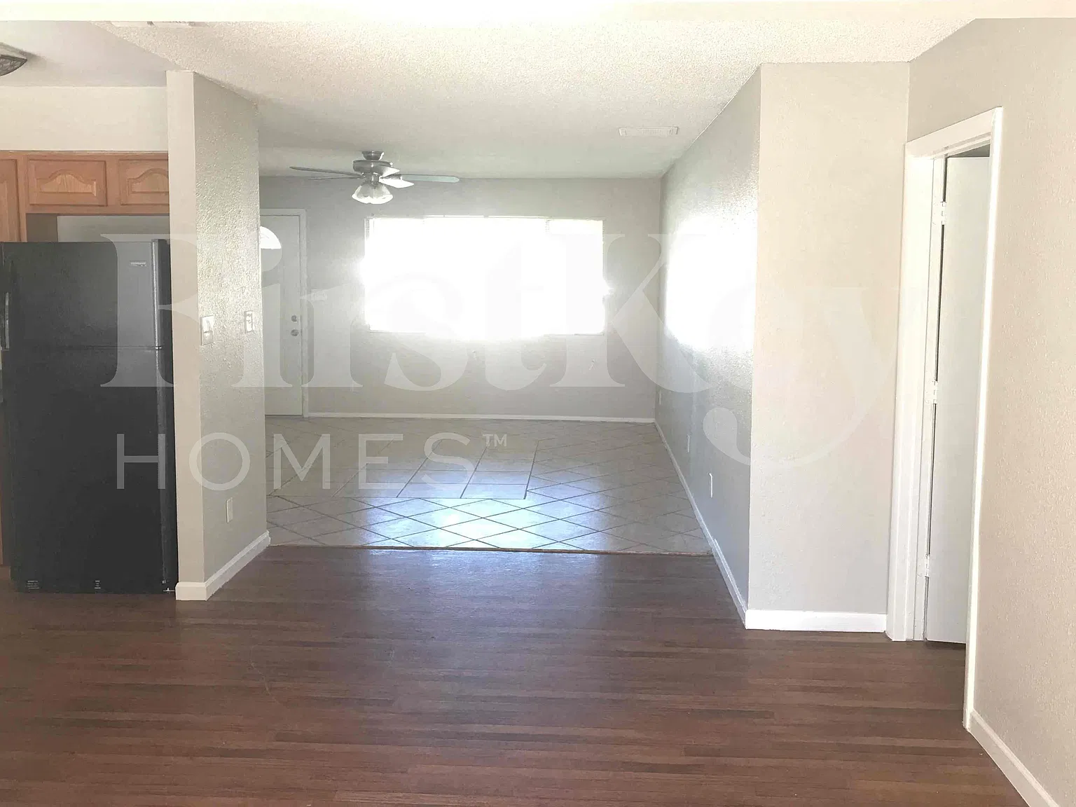 4 bed, 2.0 bath, 1436 sqft, $2,410 — Photo 3