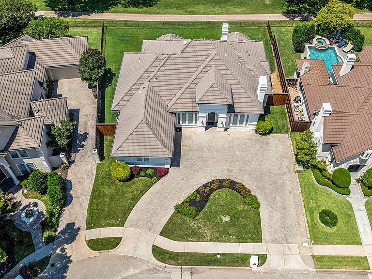 5113 Malvern Dr — Photo 27