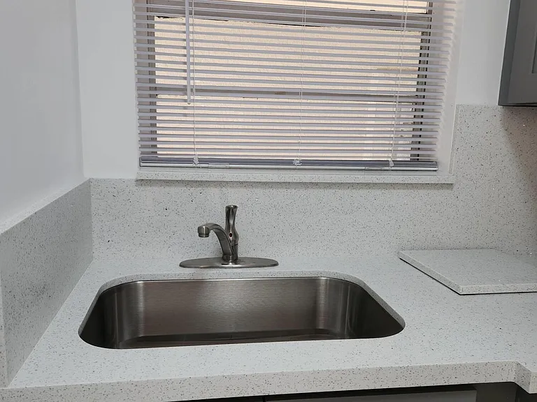 2466 Lincoln St #3 — Photo 5