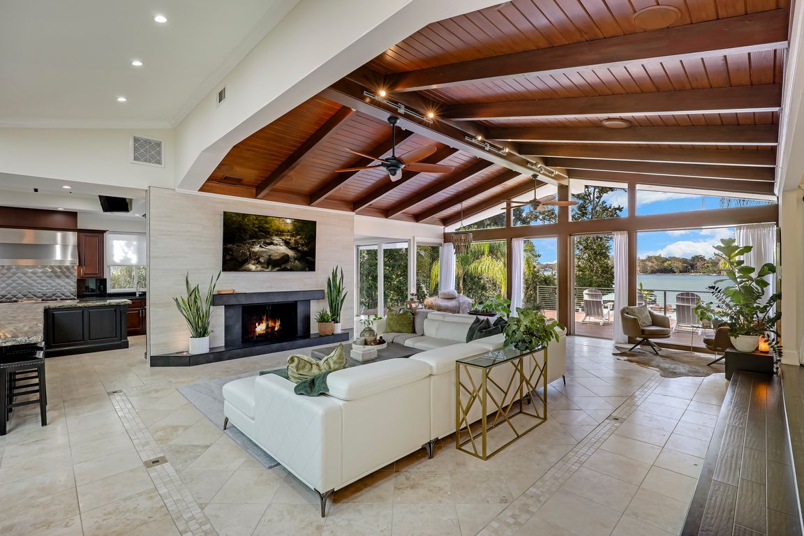 next background image