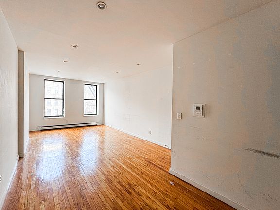 5th image of 314 W 116th St APT 3A