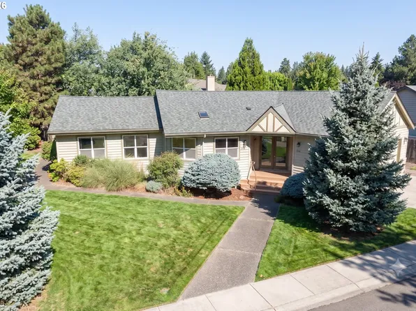 556 Forestview Dr, Hood River, OR 97031