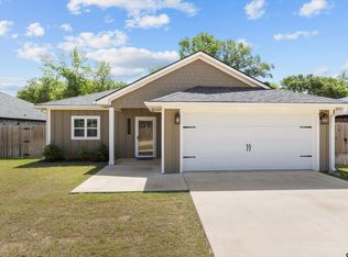 17114 Crossing Cir, Lindale, TX 75771