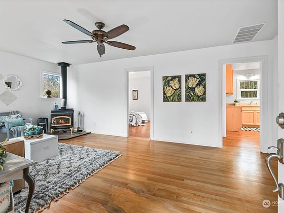 3rd image of 39460 SE 101st Street