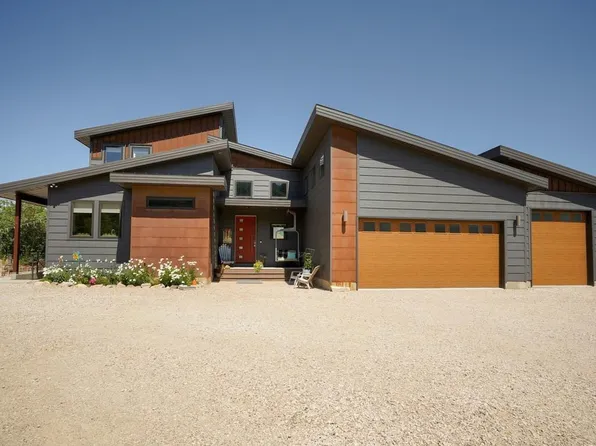 2324 N Panorama Cir, Liberty, UT 84310
