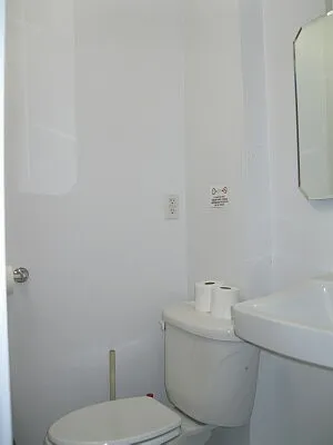 Rented by Tower Brokerage | media 14