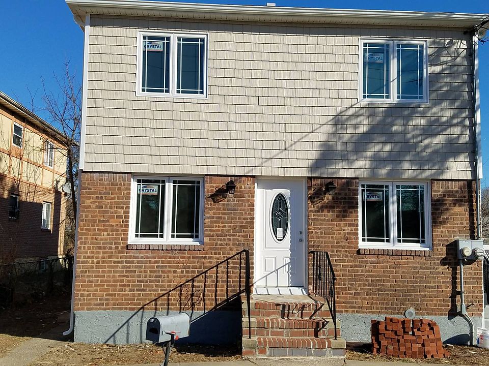 1st image of 11955 Farmers Blvd