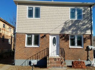 11955 Farmers Blvd, Saint Albans, NY 11412