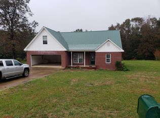32 Doug Lowe Rd, Lumberton, MS 39455