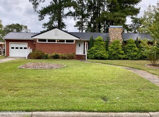 1007 Pinecrest St, Williamston, NC 27892