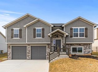 4205 SE Adams Dr, Blue Springs, MO 64014