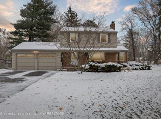 5210 Greenfield Pkwy, East Lansing, MI