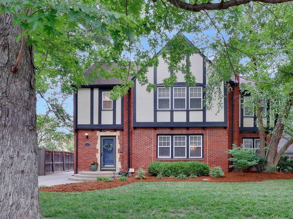 140 S Dellrose Ave, Wichita, KS 67218