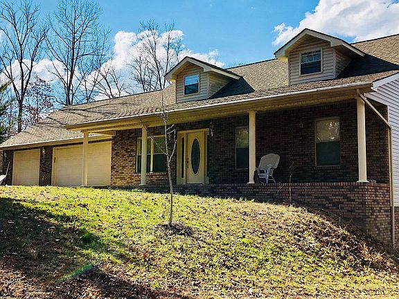 2nd image of 246 Summer Breeze Ln