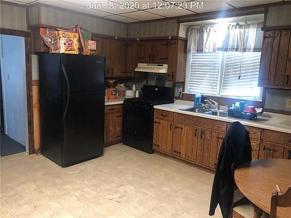 5th image of 423 Avenue F