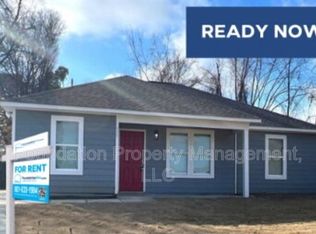 605 Howard Dr, Memphis, TN 38109