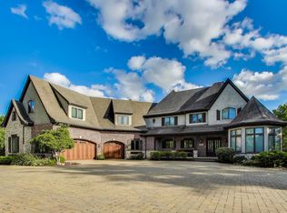 23W711 Hobson Rd, Naperville, IL 60540