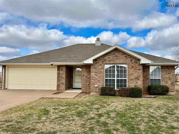 4 Delia Ct, Wichita Falls, TX 76302