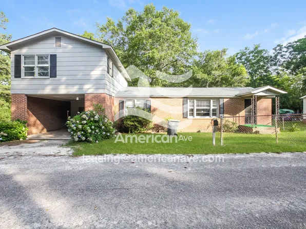 424 Gregg St, Leesville, SC 29070