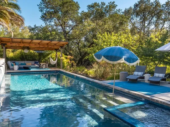 600 Coghlan Road, Healdsburg, CA 95448