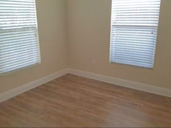 5th image of 808 W Sligh Ave
