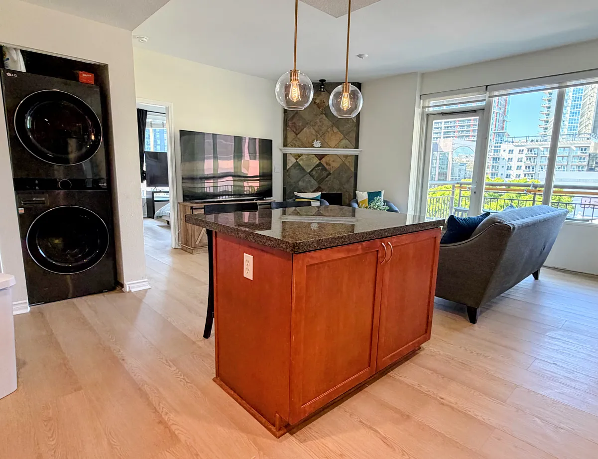 1240 India St #517 (Treo) - 517 — Photo 4