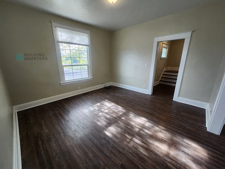 1420 N Cedar St — Photo 9