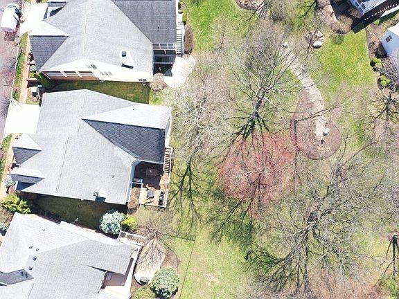 2nd image of 8084 Hopkins Ln