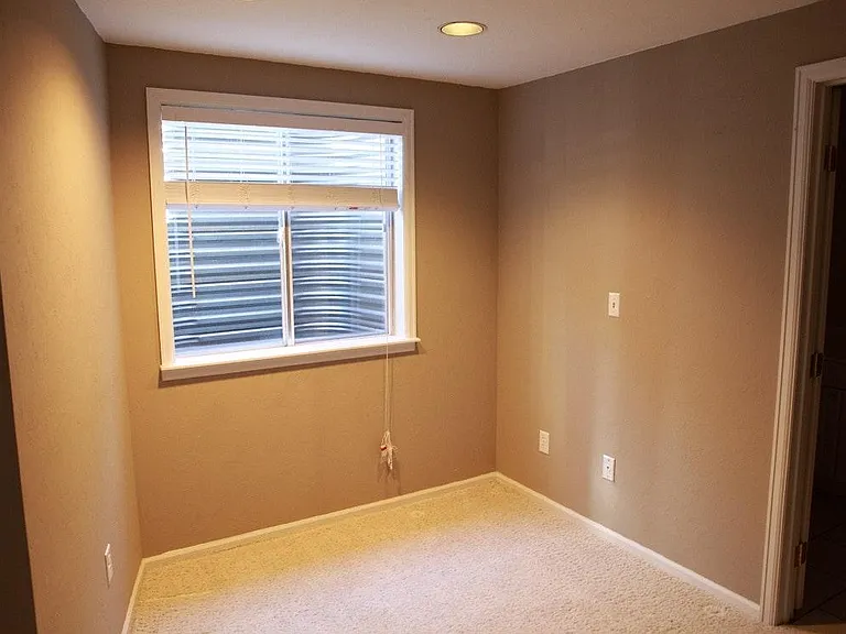 4911 Tarcoola Ln — Photo 28